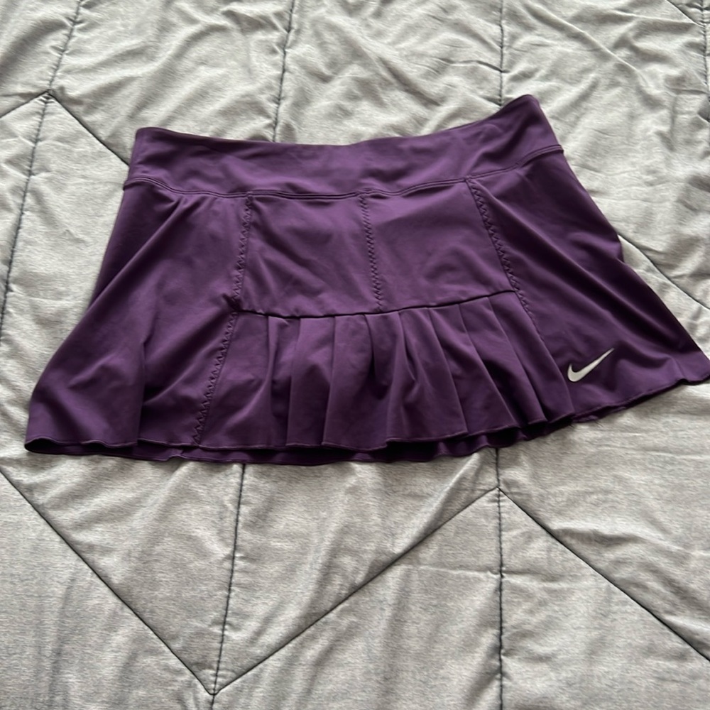 Nike Dri-Fit 15” Golf Tennis Skort Skirt Size Large Purple 884894-522
